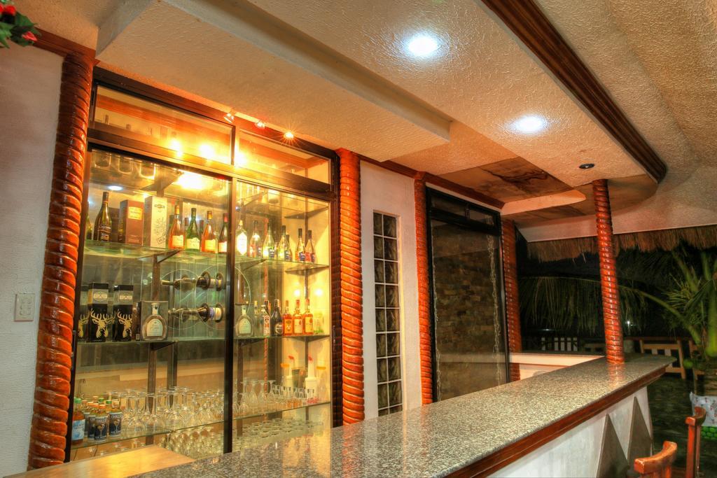 Maasin  Jaimee'S Hotel, Resort And Restaurant מראה חיצוני תמונה